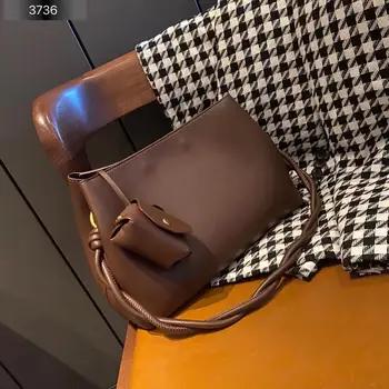 Real Cowhide Leather Printed Pattern Famous Brand Women Bags 2020 Crossbody Dinner Party Bags Luxury Designer sac femme bolsa
Real Cowhide Leather Printed Pattern Famous Brand Women Bags 2020 Crossbody Dinner Party Bags Luxury Designer sac femme bolsa