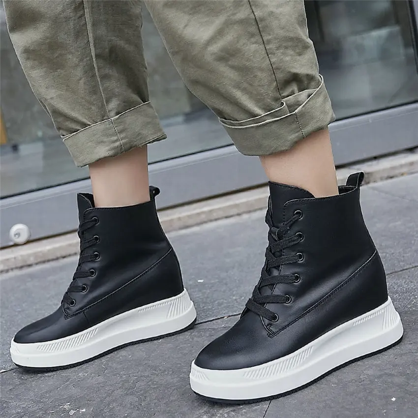 New HIgh Top Punk Creepers Women Genuine Leather High Heel Military Ankle Boots Round Toe Platform Wedges Pumps Fashion Sneakers
New HIgh Top Punk Creepers Women Genuine Leather High Heel Military Ankle Boots Round Toe Platform Wedges Pumps Fashion Sneakers