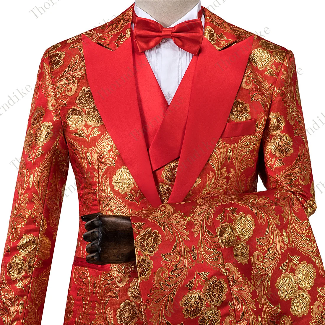 Brand New Tide Male Plus Size 5XL Gold Floral Pattern Slim Fit Mens Suits Jacket+Pants+Vest Wedding Groom Tuxedo Singer Costume
Brand New Tide Male Plus Size 5XL Gold Floral Pattern Slim Fit Mens Suits Jacket+Pants+Vest Wedding Groom Tuxedo Singer Costume