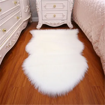Imitation wool plush carpet artificial fur rug washable bedroom bed fluffy carpet furry wool soft European living room carpet
Imitation wool plush carpet artificial fur rug washable bedroom bed fluffy carpet furry wool soft European living room carpet