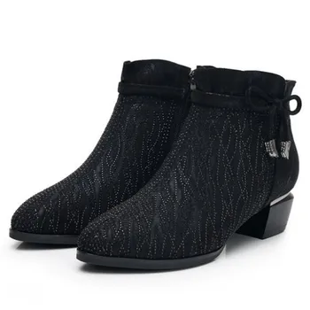 New Fashion Pointed Rhinestones Autumn Boots Thick Heel Women's Boots Black Warm Winter Boots Snow Shoes Ankle Boots Large Size
New Fashion Pointed Rhinestones Autumn Boots Thick Heel Women's Boots Black Warm Winter Boots Snow Shoes Ankle Boots Large Size