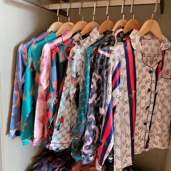 Summer pajamas women's long sleeve long ice pants ice silk set spring and autumn thin silk printed casual home wear pajamas
Summer pajamas women's long sleeve long ice pants ice silk set spring and autumn thin silk printed casual home wear pajamas