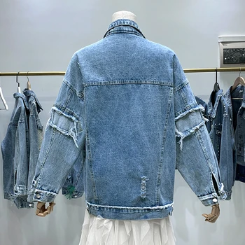 Autumn new fashion loose long Korean version of the hole denim jacket
Autumn new fashion loose long Korean version of the hole denim jacket