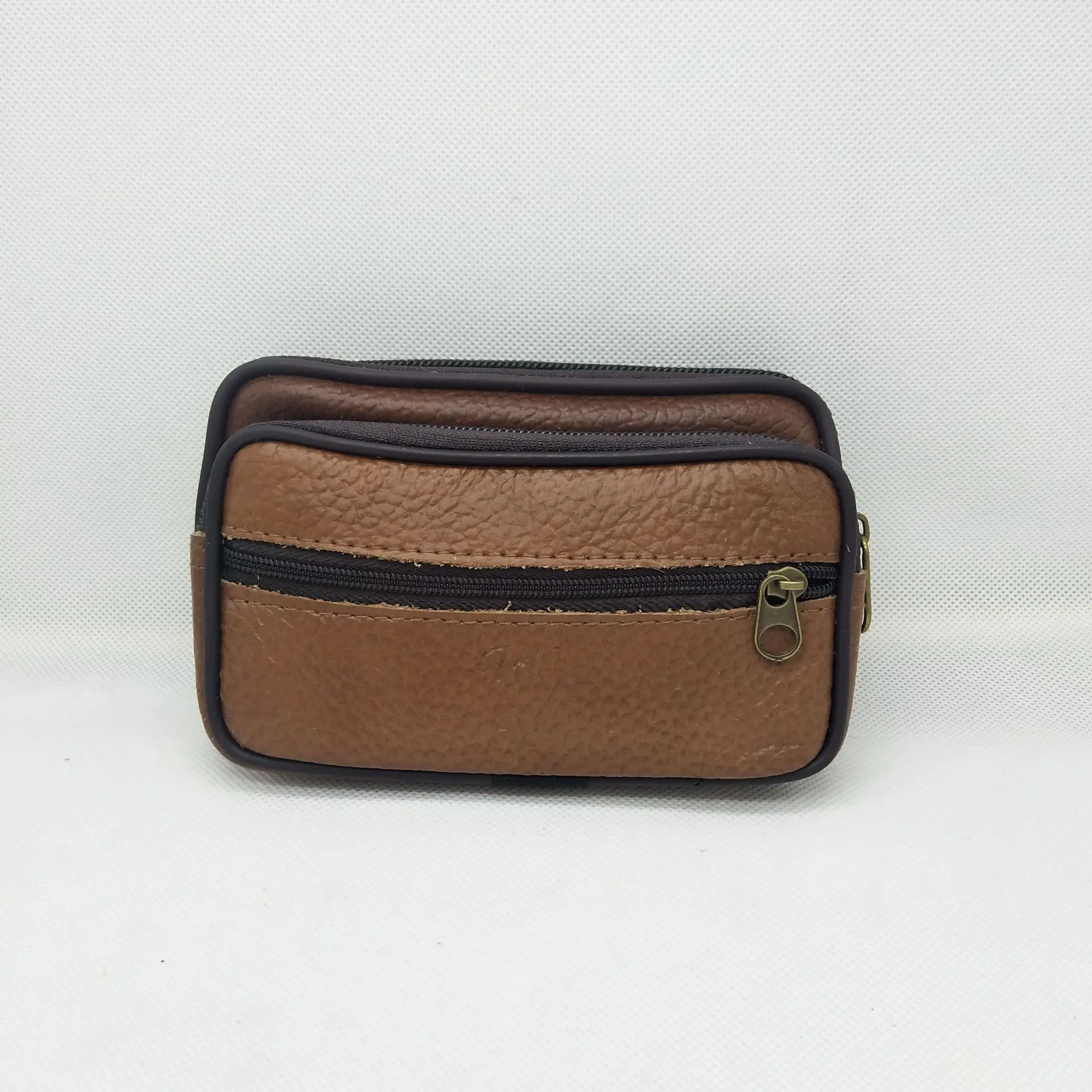 To Spread the Supply of Men's Running Bag Two-Layer Cowhide Leather Bag Body Hugging Phone Bag Wear Leather Belt Purse
To Spread the Supply of Men's Running Bag Two-Layer Cowhide Leather Bag Body Hugging Phone Bag Wear Leather Belt Purse