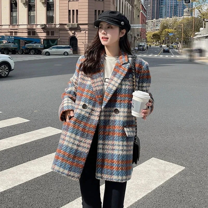 Women's Winter Coats Plaid Tweed Jacket Trench Coat Loose Casual Long Sleeve Dress Suits With Skirt Fashion Woman Blazer 2021 
Women's Winter Coats Plaid Tweed Jacket Trench Coat Loose Casual Long Sleeve Dress Suits With Skirt Fashion Woman Blazer 2021