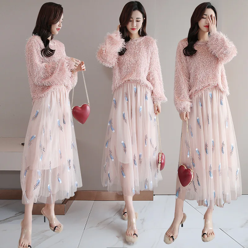 2019 Spring New Style Fashion Furry Tops Gauze Embroidered Fairy Two-Piece Dress Elegant Elegant
2019 Spring New Style Fashion Furry Tops Gauze Embroidered Fairy Two-Piece Dress Elegant Elegant