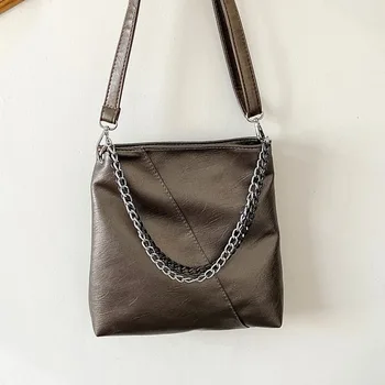 Vintage Leather Shoulder Bags For Women 2020 Chain Designer Lady Crossbody Bag Female Cool High Capacity Solid Color Handbags
Vintage Leather Shoulder Bags For Women 2020 Chain Designer Lady Crossbody Bag Female Cool High Capacity Solid Color Handbags