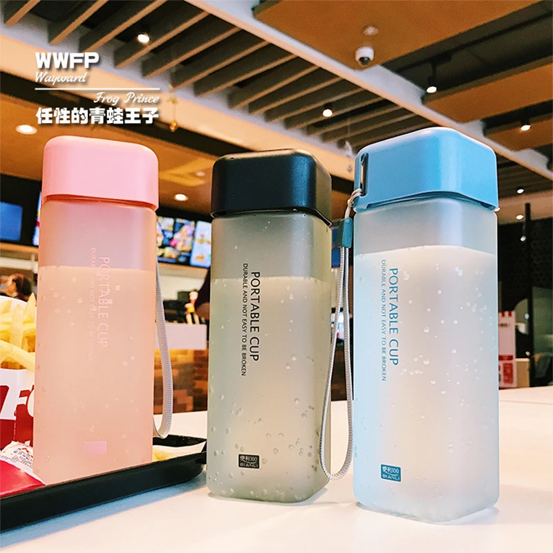 Cute New Square Tea Milk Fruit Water Cup 600ml for Water Bottles drink with Rope Transparent Sport Korean style Heat resistant
Cute New Square Tea Milk Fruit Water Cup 600ml for Water Bottles drink with Rope Transparent Sport Korean style Heat resistant