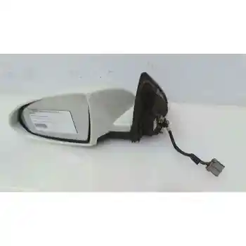 LEFT REARVIEW Nissan FIRST SALOON CAR (P12)
LEFT REARVIEW Nissan FIRST SALOON CAR (P12)