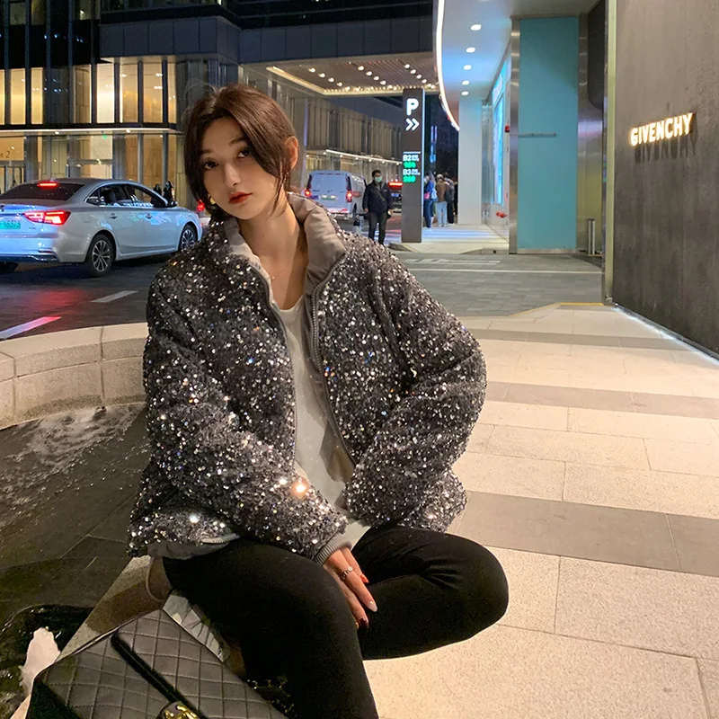 2021 new sequined down jacket women's short white duck down winter warm bread jacket
2021 new sequined down jacket women's short white duck down winter warm bread jacket