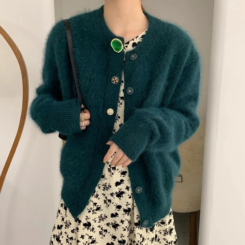 New High Quality Fall Winter Gemstone Button Mohair Knitted Cardigan Chic Women Green Mink Cashmere Thick Warm Soft Sweater Coat
New High Quality Fall Winter Gemstone Button Mohair Knitted Cardigan Chic Women Green Mink Cashmere Thick Warm Soft Sweater Coat