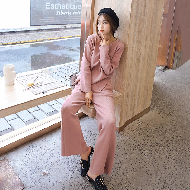 Knitted Sweater Pant Sets Women Two Piece Set Knit Pullovers Long Sleeve Irregular Slit Top + Wide Leg Pants Autumn Ladies Suit
Knitted Sweater Pant Sets Women Two Piece Set Knit Pullovers Long Sleeve Irregular Slit Top + Wide Leg Pants Autumn Ladies Suit