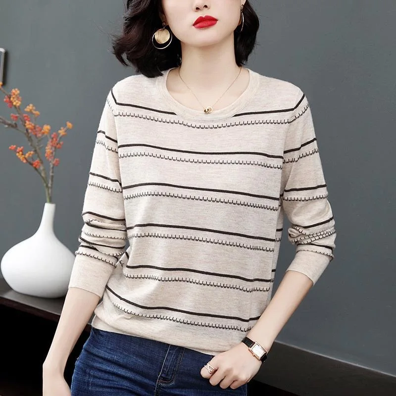 2020 Women stripe Knit Jumper Women casual Sweater Spring Autumn Soft Stretch OL tops Knit Pullover Knitwear large size S-3XL
2020 Women stripe Knit Jumper Women casual Sweater Spring Autumn Soft Stretch OL tops Knit Pullover Knitwear large size S-3XL
