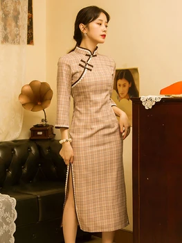 Old Shanghai vintage art young girl long style cheongsam 2020 new elegant daily dress cheongsam skirt 
Old Shanghai vintage art young girl long style cheongsam 2020 new elegant daily dress cheongsam skirt