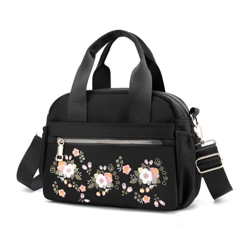 Embroidery Flower Handbags Large Capacity Waterproof Oxford Messenger Bag for Women Many Zippers Leisure Or Travel Bas Package
Embroidery Flower Handbags Large Capacity Waterproof Oxford Messenger Bag for Women Many Zippers Leisure Or Travel Bas Package