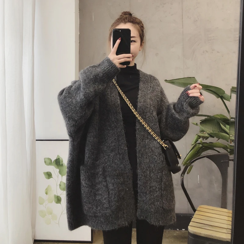 Fashion Cardigan Sweater Coat Women 2020 Winter Korean Solid Color Loose Long-Sleeve Midi Knitted Open Outerwear Jacket Female
Fashion Cardigan Sweater Coat Women 2020 Winter Korean Solid Color Loose Long-Sleeve Midi Knitted Open Outerwear Jacket Female