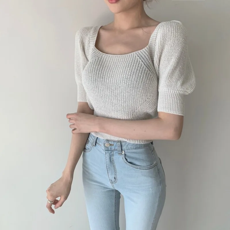 Женский сексуальный трикотажный пуловер, однотонный пуловер с квадратным воротником и вырезом на спине, вязаный пуловер с рукавами-фонариками, трикотажная одежда осень-весна 2021
Женский сексуальный трикотажный пуловер, однотонный пуловер с квадратным воротником и вырезом на спине, вязаный пуловер с рукавами-фонариками, трикотажная одежда осень-весна 2021