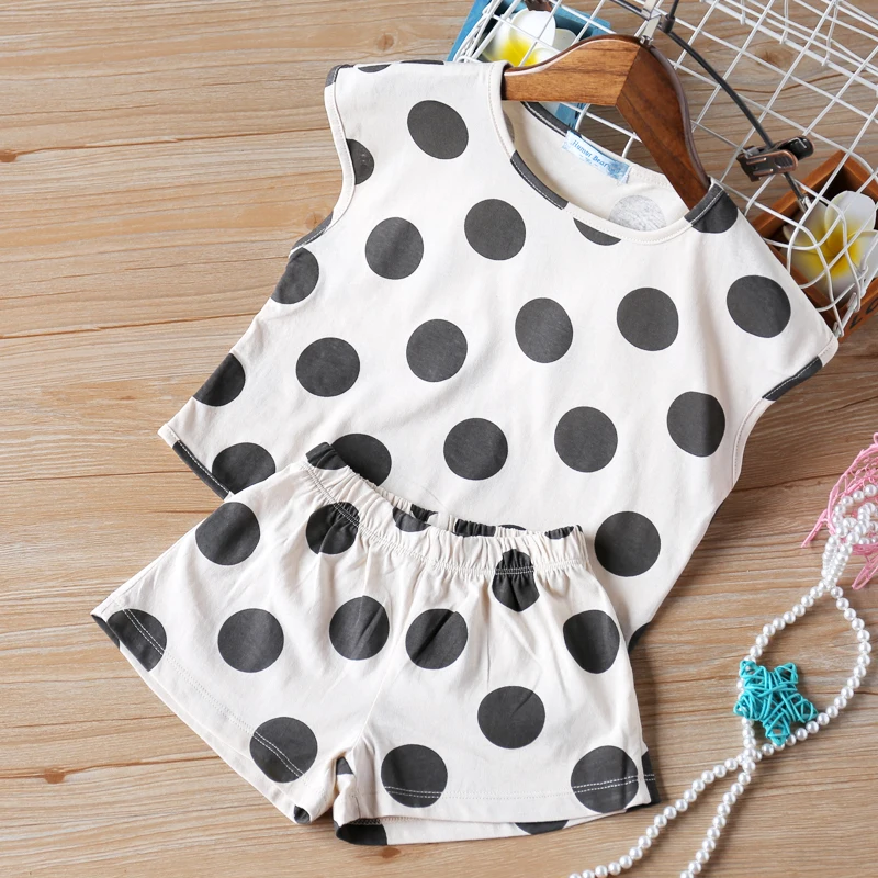 2019 Girls Sets Japanese Style Toddler Girl Outfits Polka Dot Printed Casual Todler Girl Clothes Short Sleeve T Shirt + Shorts
2019 Girls Sets Japanese Style Toddler Girl Outfits Polka Dot Printed Casual Todler Girl Clothes Short Sleeve T Shirt + Shorts