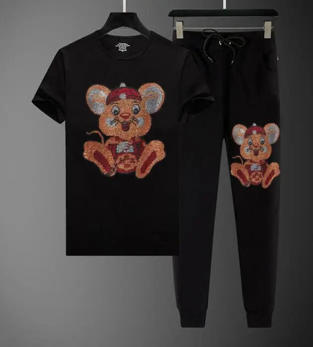 Hot sale Designer Mens Tracksuit Rhinestones Suit Running Sportswear Diamond Top Sets new design drop shipping
Hot sale Designer Mens Tracksuit Rhinestones Suit Running Sportswear Diamond Top Sets new design drop shipping