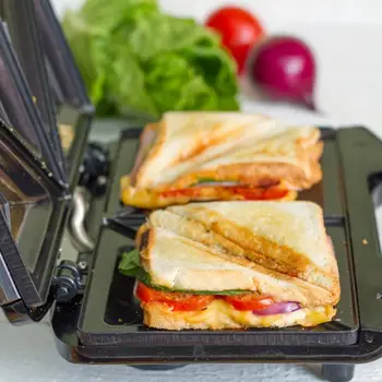 2 Slice Sandwich Maker 220VHousehold food maker Electric Waffles Maker Iron Sandwich Maker Machine Bubble Egg Cake Oven
2 Slice Sandwich Maker 220VHousehold food maker Electric Waffles Maker Iron Sandwich Maker Machine Bubble Egg Cake Oven