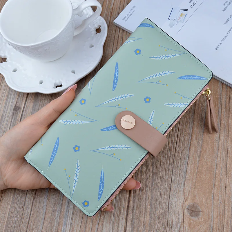 2020 New Leaves Print Women's Wallet Soft PU Leather Casual Black Long Women Purse Wallet Purse Designer Card Wallets Coin Purse 
2020 New Leaves Print Women's Wallet Soft PU Leather Casual Black Long Women Purse Wallet Purse Designer Card Wallets Coin Purse