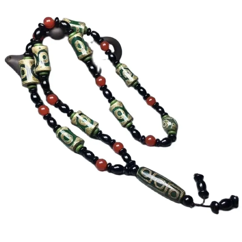 Tibetan Exquisite Old Green Agate Three Eyes Nine Eyes DZi Necklace Pendant
Tibetan Exquisite Old Green Agate Three Eyes Nine Eyes DZi Necklace Pendant