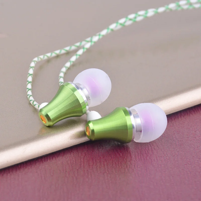 3.5mm In-Ear Earphone Metal Stereo Sound Headset Gamer Earbuds Control Button With Microphone For PC Smartphone Tablet Computer 3.5mm In-Ear Earphone Metal Stereo Sound Headset Gamer Earbuds Control Button With Microphone For PC Smartphone Tablet Computer
