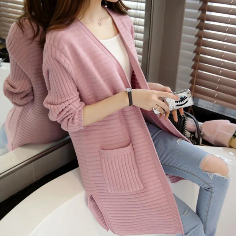 Autumn and Winter New Loose solid color Outside Sweater Female Cardigan Long Section knitting Cardigan Women's Sweaters s382
Autumn and Winter New Loose solid color Outside Sweater Female Cardigan Long Section knitting Cardigan Women's Sweaters s382