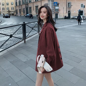 2020 spring and autumn new high-quality rear button stitching small suit fashion casual solid color coat jacket blue / red S-XL
2020 spring and autumn new high-quality rear button stitching small suit fashion casual solid color coat jacket blue / red S-XL