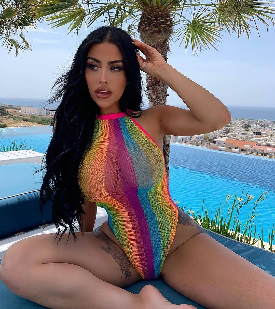 2019 women new beach sexy rainbow print mesh see good sleeveless bodycon body night club tracksuit set outfit A5062
2019 women new beach sexy rainbow print mesh see good sleeveless bodycon body night club tracksuit set outfit A5062