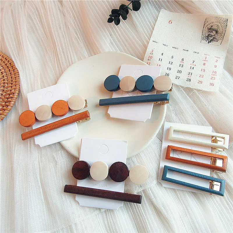 Korean Simple Vintage Female Headdress Fashion Personality Wooden Geometry Duckbill Clip Girl Women's Hairpins Hair Accessories 
Korean Simple Vintage Female Headdress Fashion Personality Wooden Geometry Duckbill Clip Girl Women's Hairpins Hair Accessories
