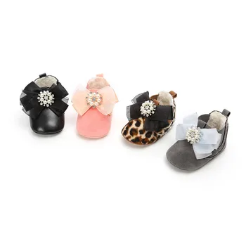 Baby boots Flower PU leather baby moccasins shoes sofe sole baby girls boys shoes boots
Baby boots Flower PU leather baby moccasins shoes sofe sole baby girls boys shoes boots