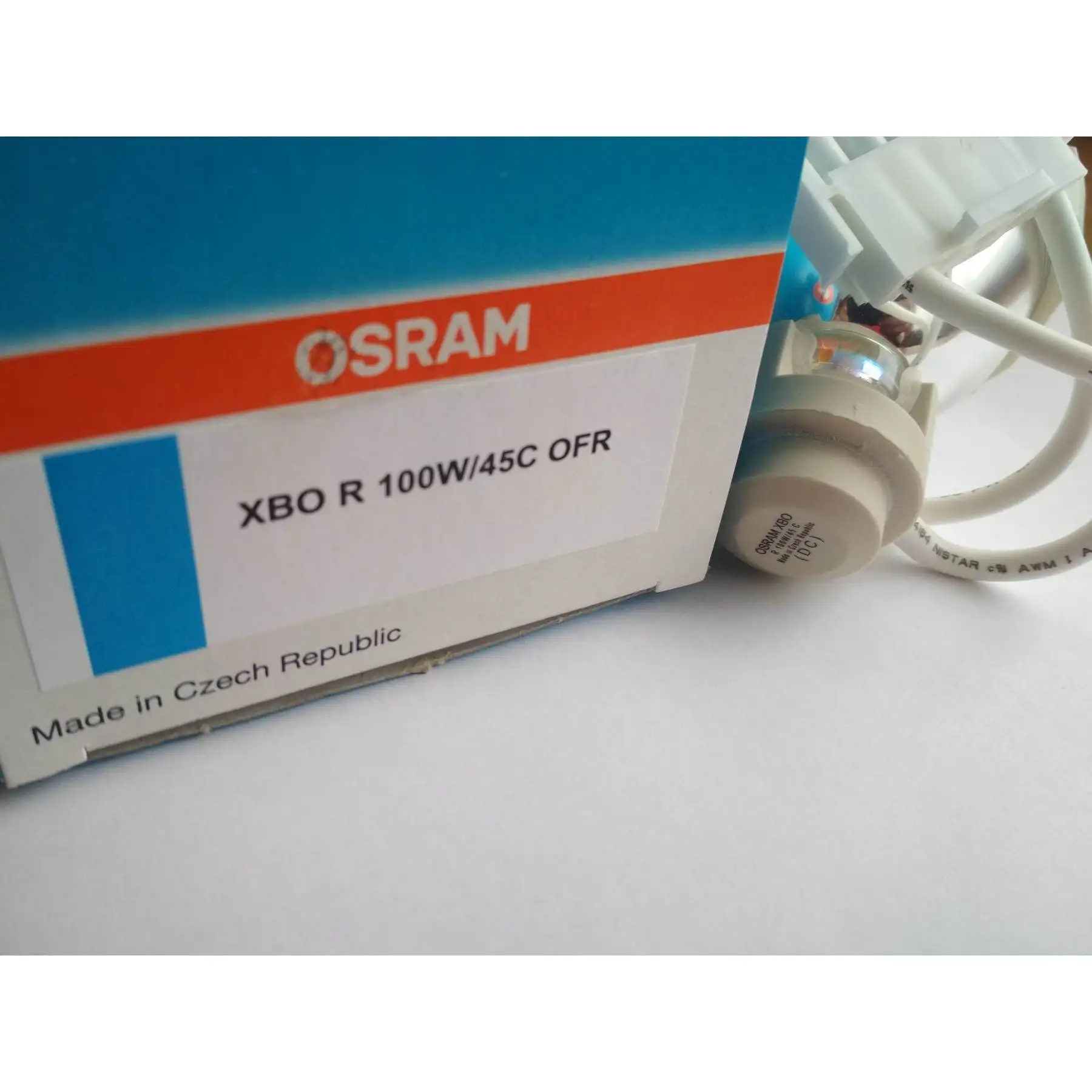 OSRAM XBO R 100W/45 (OSRAM 69191) Ксеноновая короткодуговая лампа с отражателем