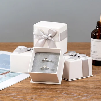 Elegant Classic Bowknot Small Gift Packing Display For Rings Earrings Jewery Organizer Box Rings Storage Box High Quality
Elegant Classic Bowknot Small Gift Packing Display For Rings Earrings Jewery Organizer Box Rings Storage Box High Quality