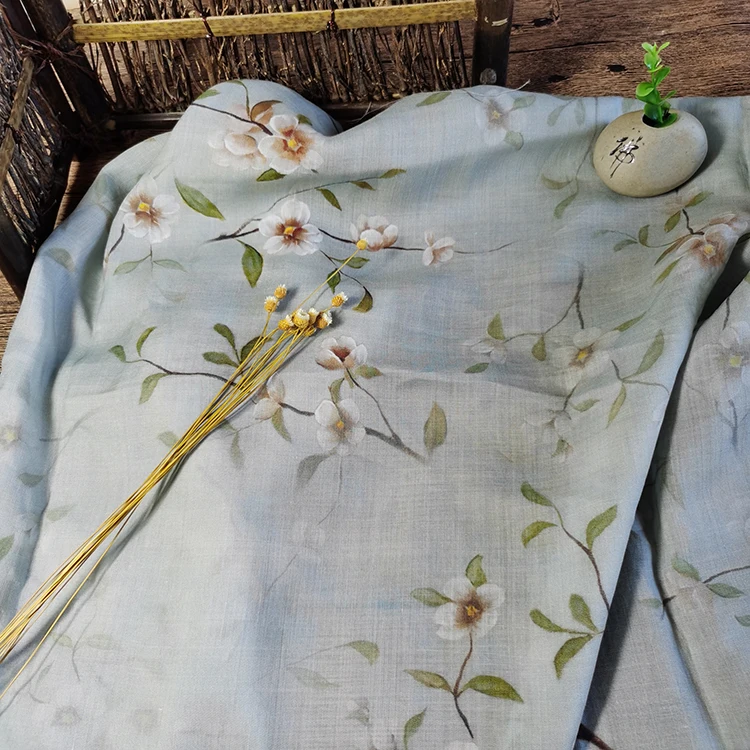 Натуральная чистая ткань рами, материал с цветочным принтом, высококачественный халат-халат чонсам, ткань для платья
Натуральная чистая ткань рами, материал с цветочным принтом, высококачественный халат-халат чонсам, ткань для платья