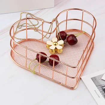 1PCS Heart-shaped rose gold iron cosmetic storage box eyeliner brush storage basket dressing table hollow storage basket
1PCS Heart-shaped rose gold iron cosmetic storage box eyeliner brush storage basket dressing table hollow storage basket