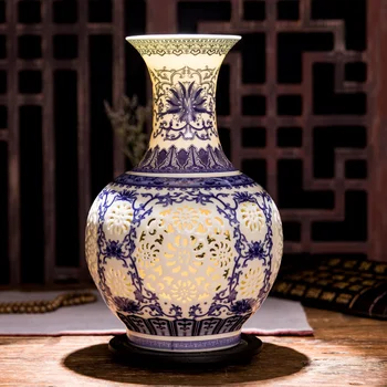 JINGDEZHEN HOLLOW CERAMIC VASE CHINESE BLUE AND WHITE PIERCED VASE LIVING ROOM DECORATION PORCELAIN FLOWER VASE
JINGDEZHEN HOLLOW CERAMIC VASE CHINESE BLUE AND WHITE PIERCED VASE LIVING ROOM DECORATION PORCELAIN FLOWER VASE