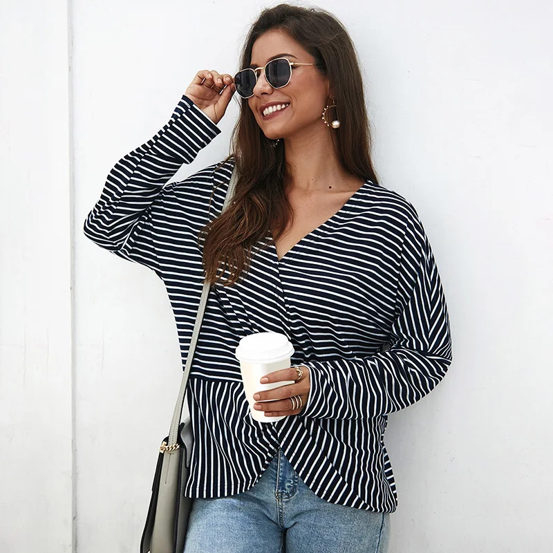 Women Sweaters and Pullovers Knitted Tunic Striped Print Twisted Knot V-Neck Long Sleeve Casual Loose Top Knitwear female Jumper
Women Sweaters and Pullovers Knitted Tunic Striped Print Twisted Knot V-Neck Long Sleeve Casual Loose Top Knitwear female Jumper