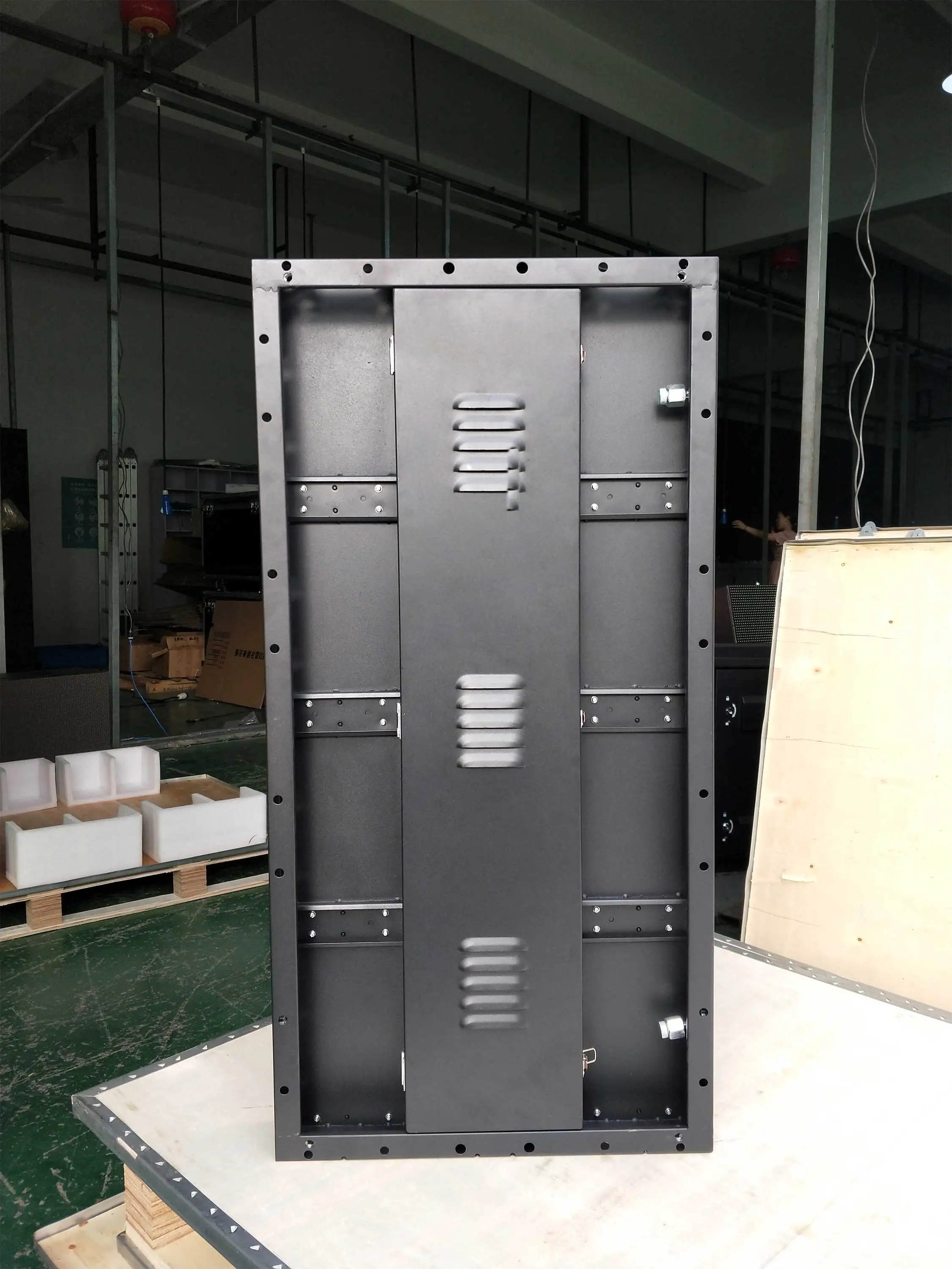 

HD Stage P3.91 Iron Cabinet 500mmX1000mm Thin Light Weight Rental Advertising Outdoor LED Display P4.81 P2.604 P2.97