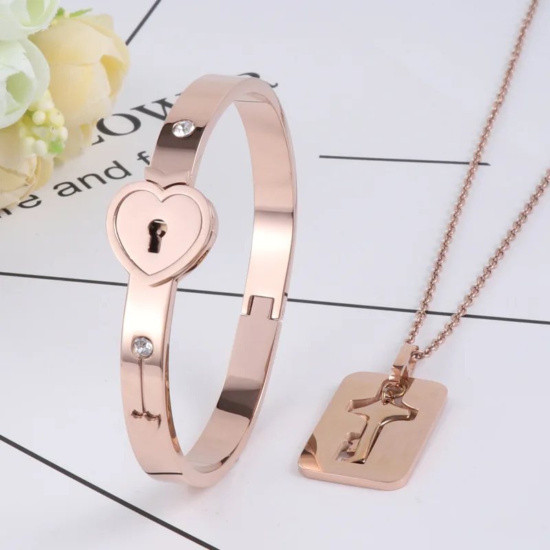 A Couple Lovers Jewelry Love Heart Lock Bracelet Stainless Steel Bracelets Bangles Key Pendant Necklace Jewelry Dropshipping
A Couple Lovers Jewelry Love Heart Lock Bracelet Stainless Steel Bracelets Bangles Key Pendant Necklace Jewelry Dropshipping