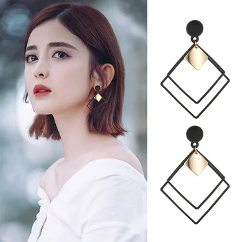 Korean-style Elegant Geometry Ear Stud-Style Double Layer Black Rhombus Earrings Normcore Style Cool Versatile Long Earrings
Korean-style Elegant Geometry Ear Stud-Style Double Layer Black Rhombus Earrings Normcore Style Cool Versatile Long Earrings