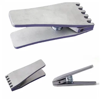 1PCS Badminton String Flying Clamp Racquet Racket Stringing Tool Equipment Speed Sliver Clamp Badminton Raket Tools Accessories
1PCS Badminton String Flying Clamp Racquet Racket Stringing Tool Equipment Speed Sliver Clamp Badminton Raket Tools Accessories