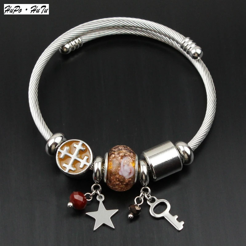 Pentagonal Star Key Large Hole Glass Crystal Bead Cross Double-sided Paint Accessories Open Spring Stainless Steel Bracelet
Pentagonal Star Key Large Hole Glass Crystal Bead Cross Double-sided Paint Accessories Open Spring Stainless Steel Bracelet