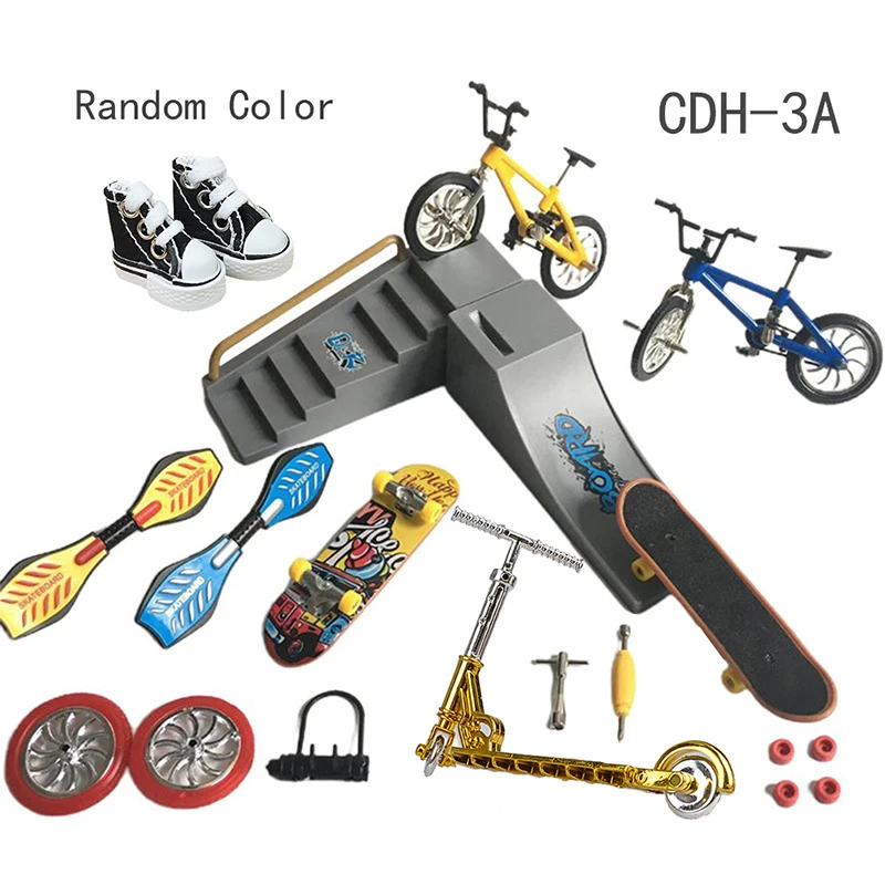 Generic Finger Scooter Skateboard Fingerboard Ramp Bikes Fingertip BMX