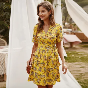 Elegant Floral Bohemian Dress A-Line Ruched V-Neck Bow Sashes Short Summer Dress Laides Printed Casual Dress Robe Femme 2020
Elegant Floral Bohemian Dress A-Line Ruched V-Neck Bow Sashes Short Summer Dress Laides Printed Casual Dress Robe Femme 2020