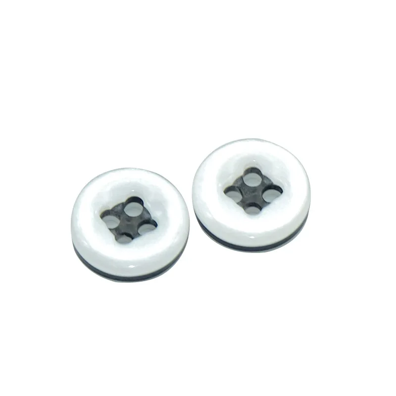 Round White 4 Holes Buttons 100pcs/lot Wholesaleable Resin Light Buttons Clothing Buttons Irregularity Commonly used for suit
Round White 4 Holes Buttons 100pcs/lot Wholesaleable Resin Light Buttons Clothing Buttons Irregularity Commonly used for suit