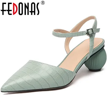 FEDONAS Quality 2020 Party Wedding Women Shoes Cow Genuine Leather Spring Summer High Heels Pumps Pointed Toe Newest Shoes Woman
FEDONAS Quality 2020 Party Wedding Women Shoes Cow Genuine Leather Spring Summer High Heels Pumps Pointed Toe Newest Shoes Woman