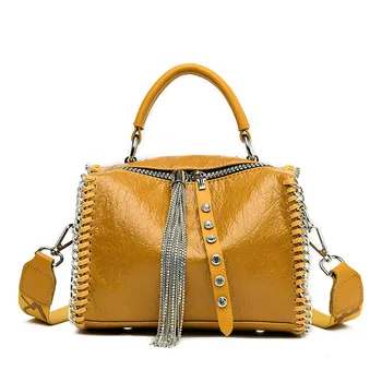 2020 new cowhide pillow bag Korean version trendy chain tassel women's bag hand-woven leather handbill shoulder bag
2020 new cowhide pillow bag Korean version trendy chain tassel women's bag hand-woven leather handbill shoulder bag