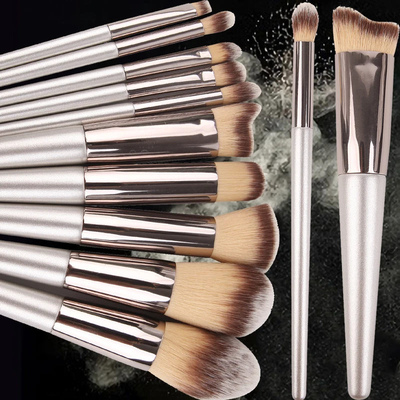 1/10pcs Makeup Brushes set Foundation EyeShadow Blush highlight Lip Eyeliner eyebrow soft Makeup Brush Cosmetic beauty Tool
1/10pcs Makeup Brushes set Foundation EyeShadow Blush highlight Lip Eyeliner eyebrow soft Makeup Brush Cosmetic beauty Tool