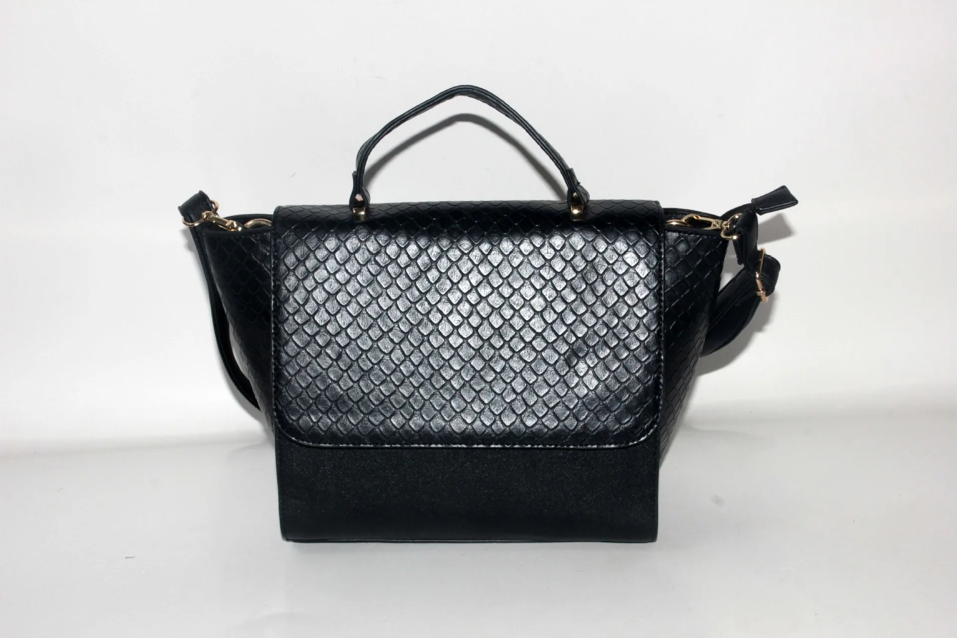 Qian kai Leather Goods Crocodile Pattern Handbag Crocodile Pattern Shoulder Bag Cross Border Electricity Supplier Direct Supply
Qian kai Leather Goods Crocodile Pattern Handbag Crocodile Pattern Shoulder Bag Cross Border Electricity Supplier Direct Supply